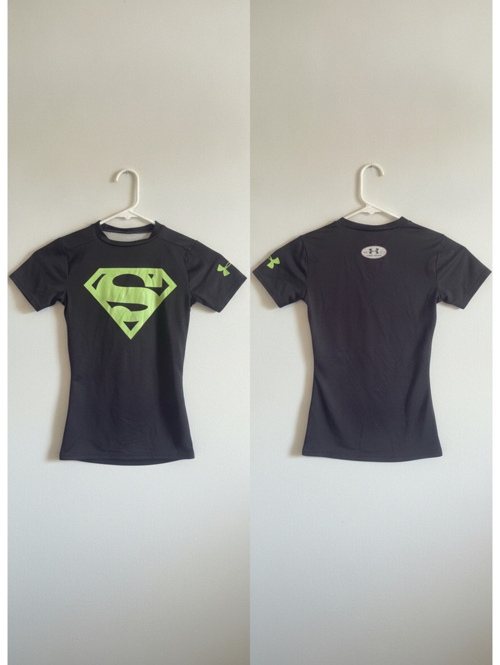 Under Armour Fitted Compression T-Shirt with Superman Logo, Size YXS